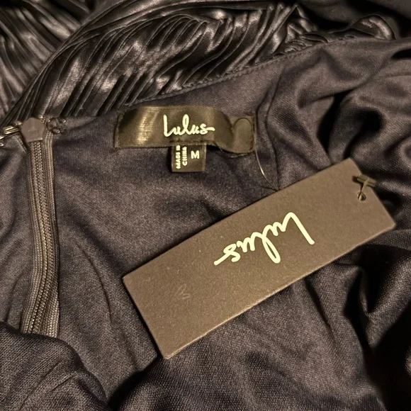 Lulus Gwenny High Neckline Satin Plisse Maxi Dress Dark Navy Blue - Size Medium - Picture 3 of 7